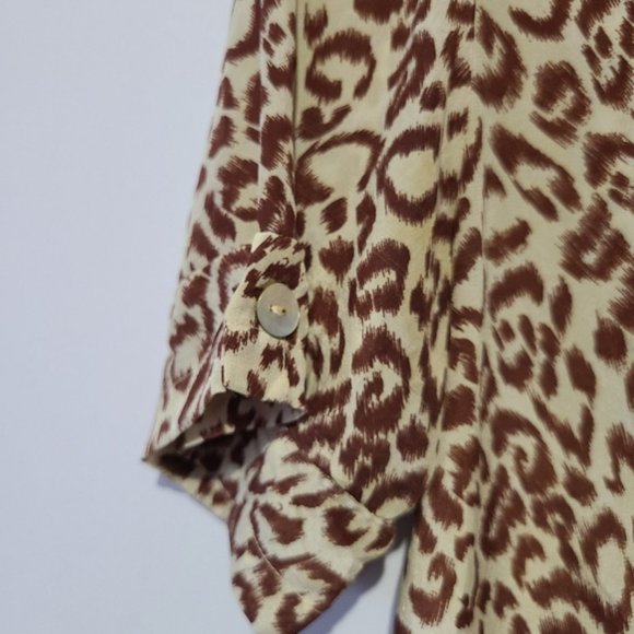 The Work vintage leopard print 100% silk short sleeve blouse - Picture 4 of 6